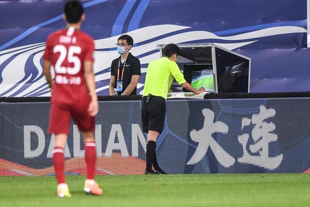 梅西+C罗+内马尔6年前身价4.8亿 如今只剩……